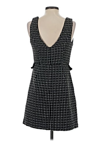 Francesca's Casual Dress (view 2)