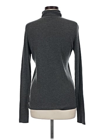 Vince. Long Sleeve Turtleneck (view 2)