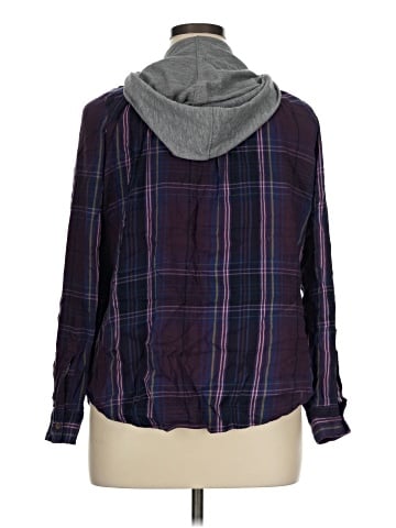 Mudd Long Sleeve Button-Down Shirt (view 2)