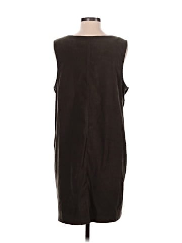 Amanda Smith Casual Dress (view 2)