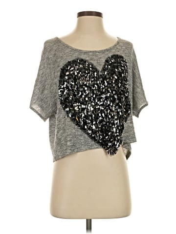 The Clas-sic Short Sleeve T-Shirt (view 1)