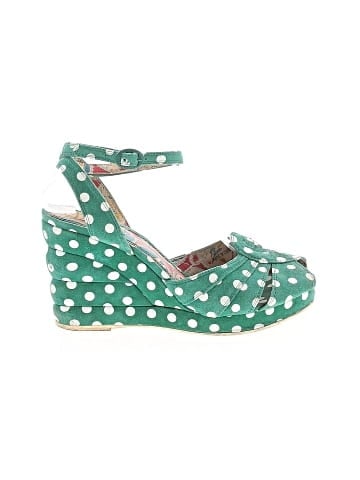 Miss L Fire Wedges (view 1)