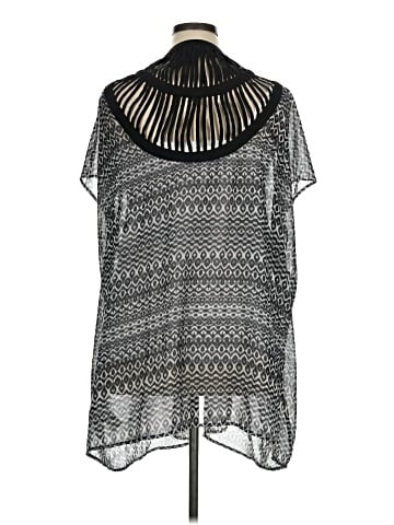 Signature Studio Kimono (view 2)