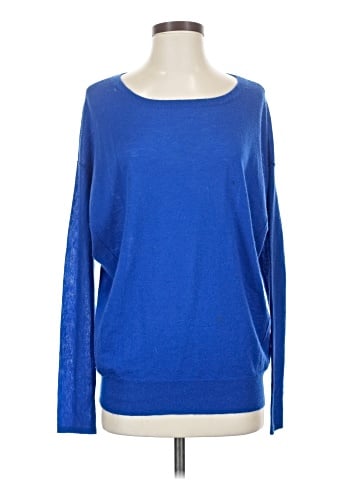 Vince. Long Sleeve T-Shirt (view 1)