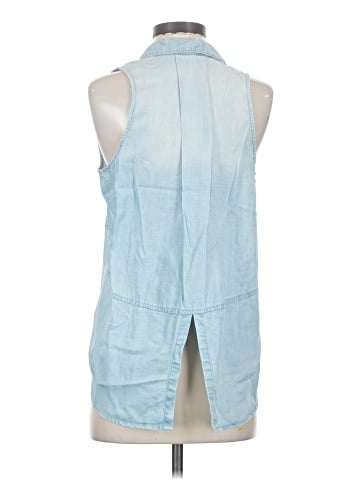 Cloth & Stone Sleeveless Button-Down Shirt (view 2)