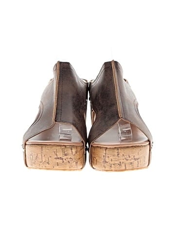Unbranded Wedges (view 2)