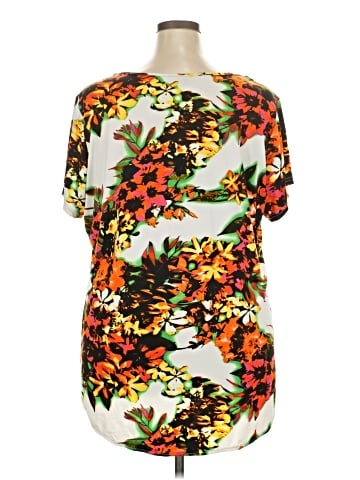 Kate & Mallory designs Short Sleeve Blouse (view 2)