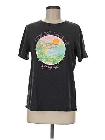 Old Navy Short Sleeve T-Shirt (view 1)