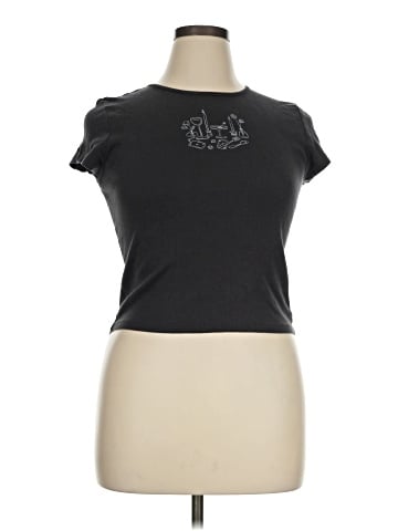 American Eagle Outfitters Short Sleeve T-Shirt (view 1)
