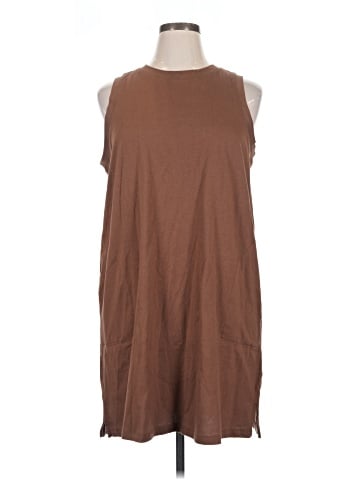 Old Navy Casual Dress (view 1)
