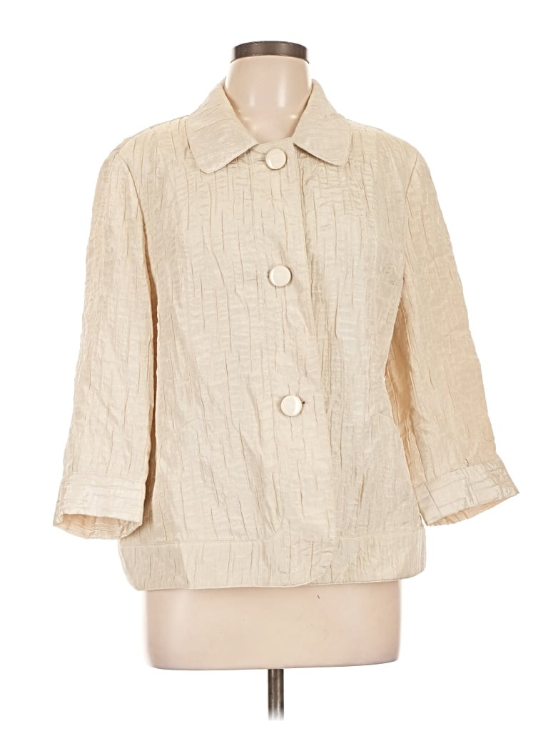 Click to view more detailed imagery on our partner's website Pre-owned Koret Jacket In Ivory