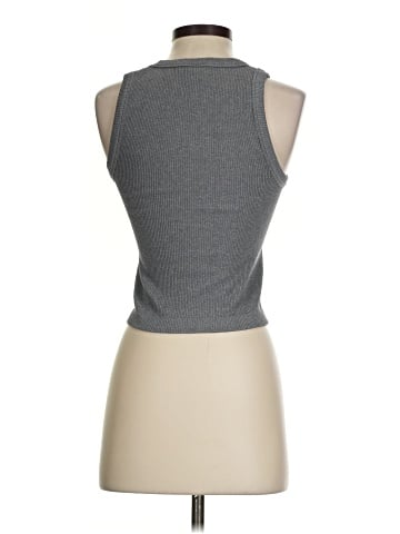 Old Navy Sleeveless Top (view 2)