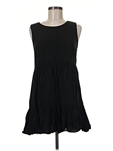 Urban Outfitters Casual Dress (view 1)