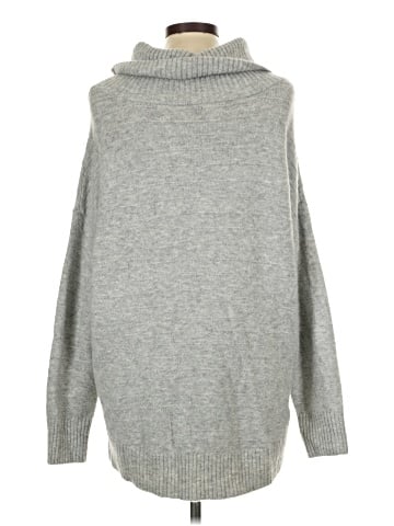 Old Navy Turtleneck Sweater (view 2)