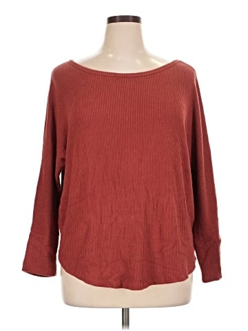 Market and Spruce Pullover Sweater (view 1)