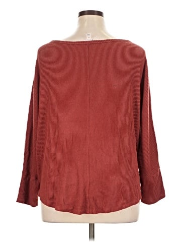 Market and Spruce Pullover Sweater (view 2)