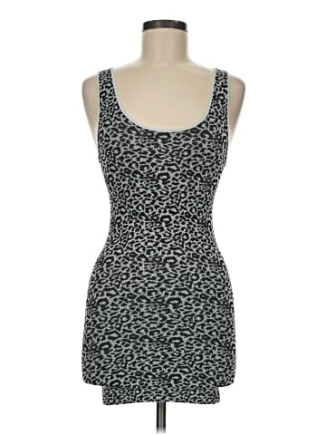 Skinny Tee Sleeveless Top (view 1)