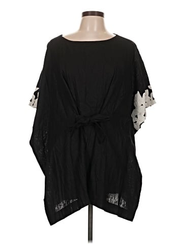 Natori Poncho (view 1)