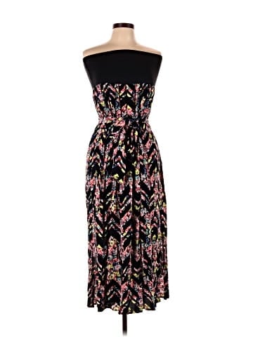 Xhilaration Cocktail Dress (view 1)