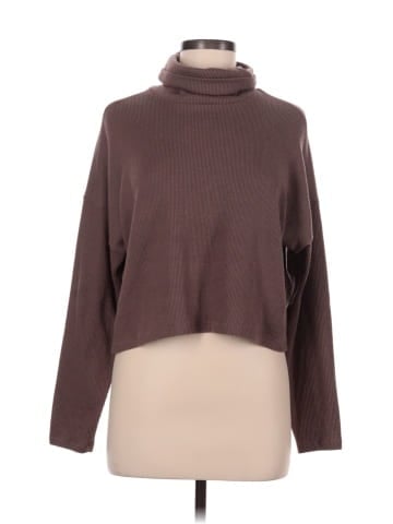 Gaze Long Sleeve Top (view 1)
