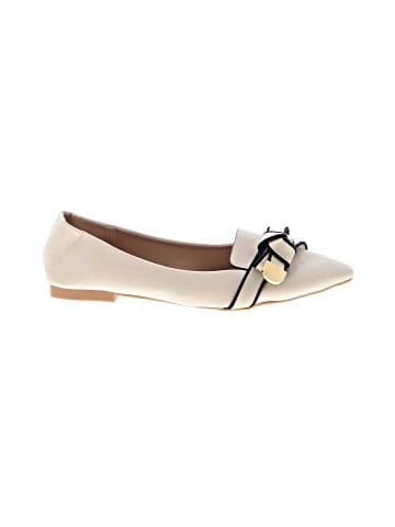 Unbranded Flats (view 1)