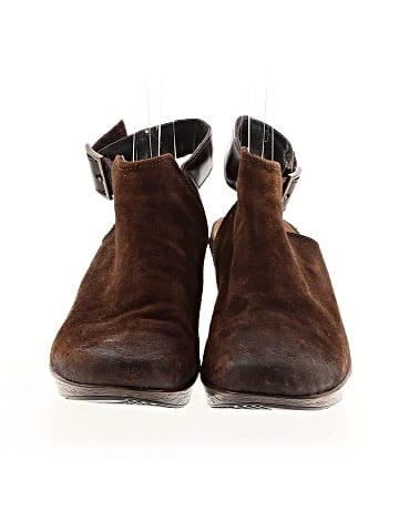 Naot Heels (view 2)