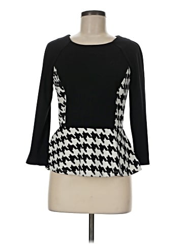 Cupio Pullover Sweater (view 1)