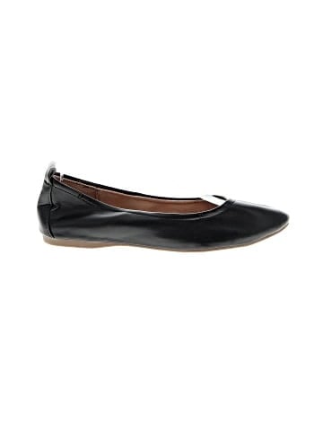 Universal Thread Flats (view 1)