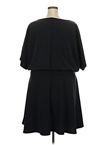 Boohoo Casual Dress (view 2)
