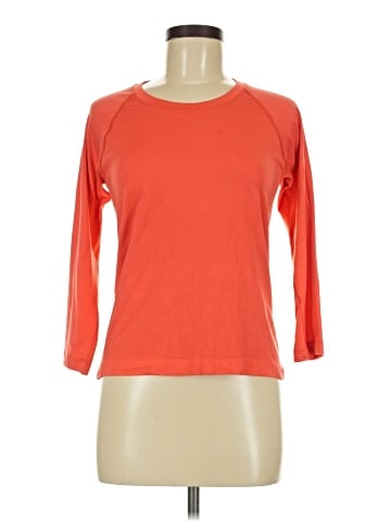 Lululemon Athletica 3/4 Sleeve T-Shirt (view 1)
