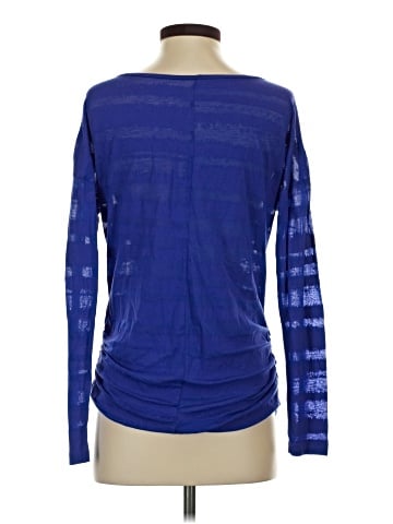 Maurices Long Sleeve T-Shirt (view 2)