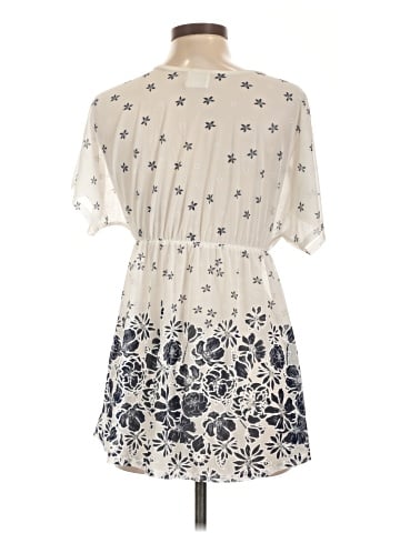 Siren Lily Short Sleeve Blouse (view 2)