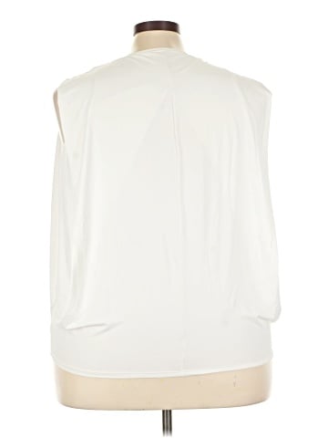 Halara Sleeveless T-Shirt (view 2)