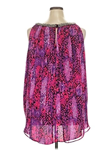 Jennifer Lopez Sleeveless Blouse (view 2)