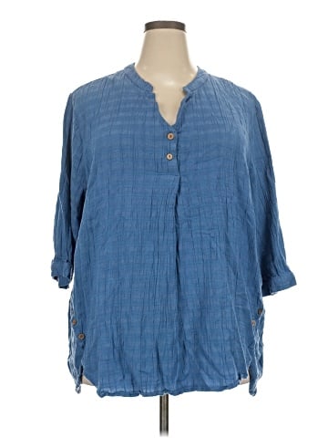 North Style 3/4 Sleeve Blouse (view 1)