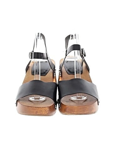 Rouge Sandals (view 2)