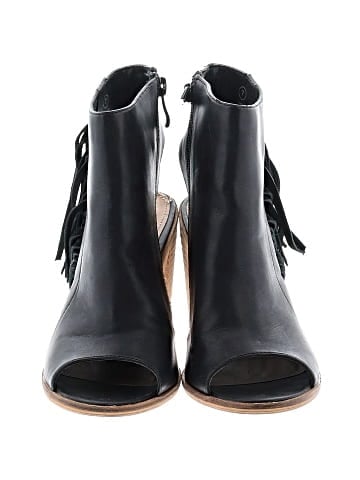 CATHERINE Catherine Malandrino Sandals (view 2)