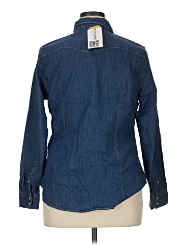 Levi's Long Sleeve Button-Down Shirt (view 2)