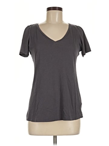 Uniqlo Short Sleeve T-Shirt (view 1)