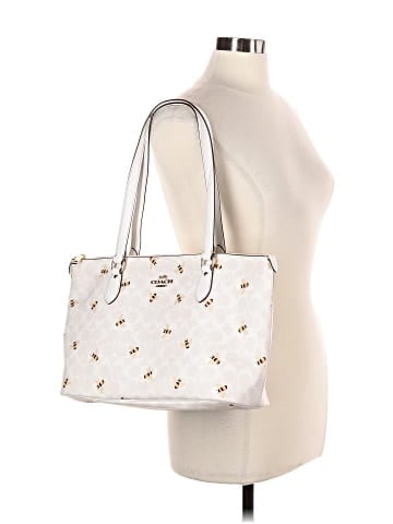 Coach Factory Shoulder Bag (view 2)