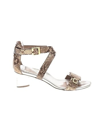 Anyi Lu Heels (view 1)