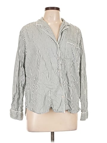 Gap Body Long Sleeve Button-Down Shirt (view 1)