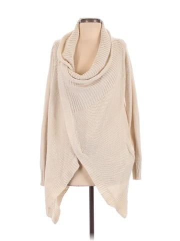 Elan Poncho (view 1)