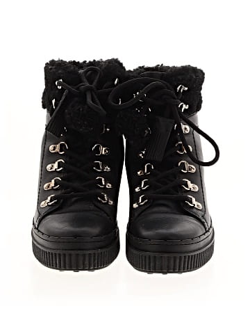 Tod's Ankle Boots (view 2)