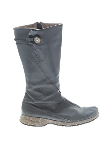 Teva Boots (view 1)