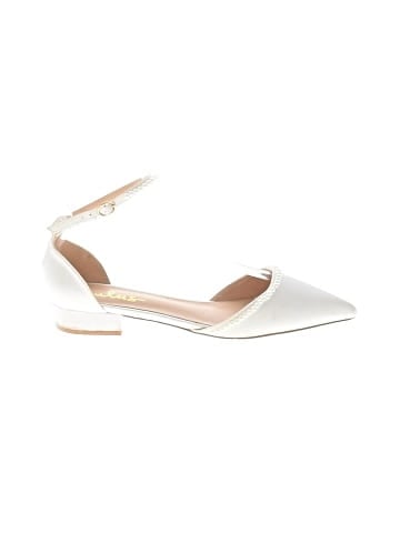 Lulus Flats (view 1)