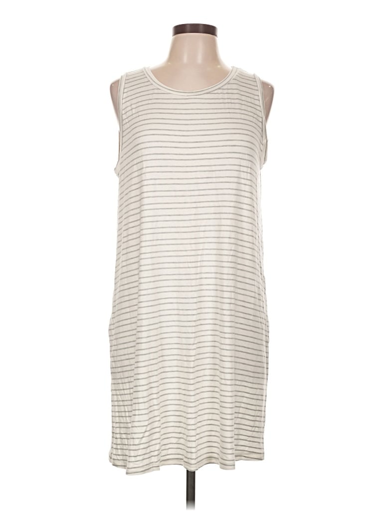 Pre-owned Green Envelope Casual Dress In Ivory