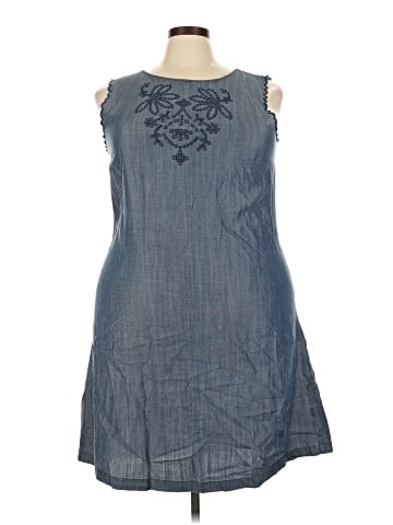 Liz Claiborne Casual Dress (view 1)