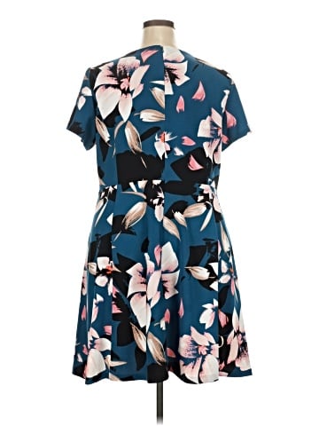 Vince Camuto Casual Dress (view 2)