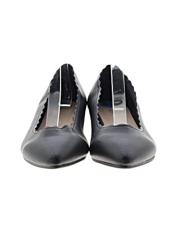 Restricted Shoes Flats (view 2)